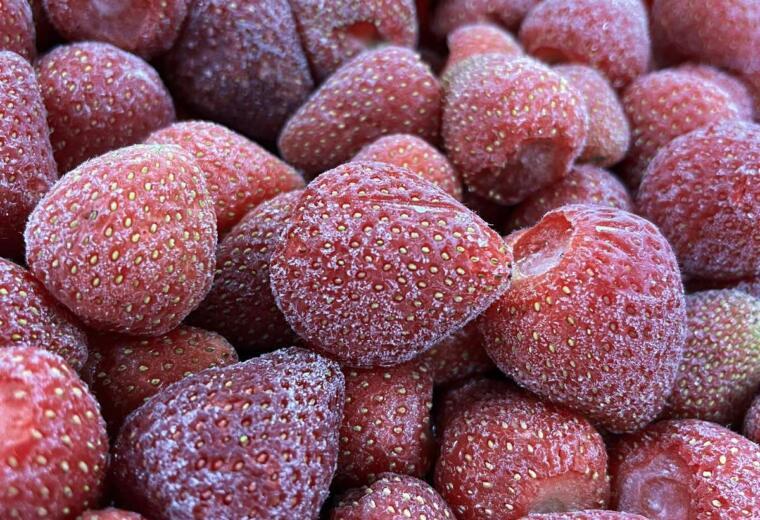 IQF whole strawberries, individually quick frozen